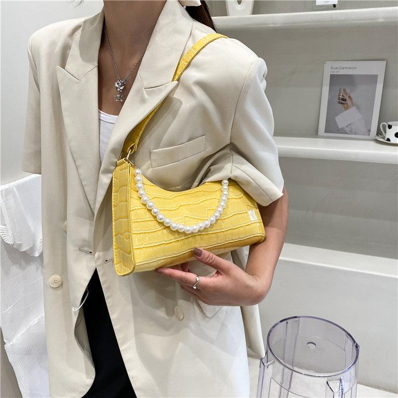 Bolsa nas axilas feminina retrô - SELETO
